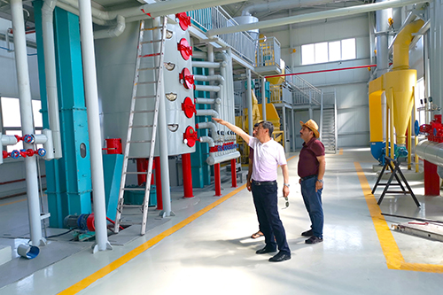 土庫曼斯坦 450噸蓖麻籽預榨浸出生產(chǎn)線(xiàn)